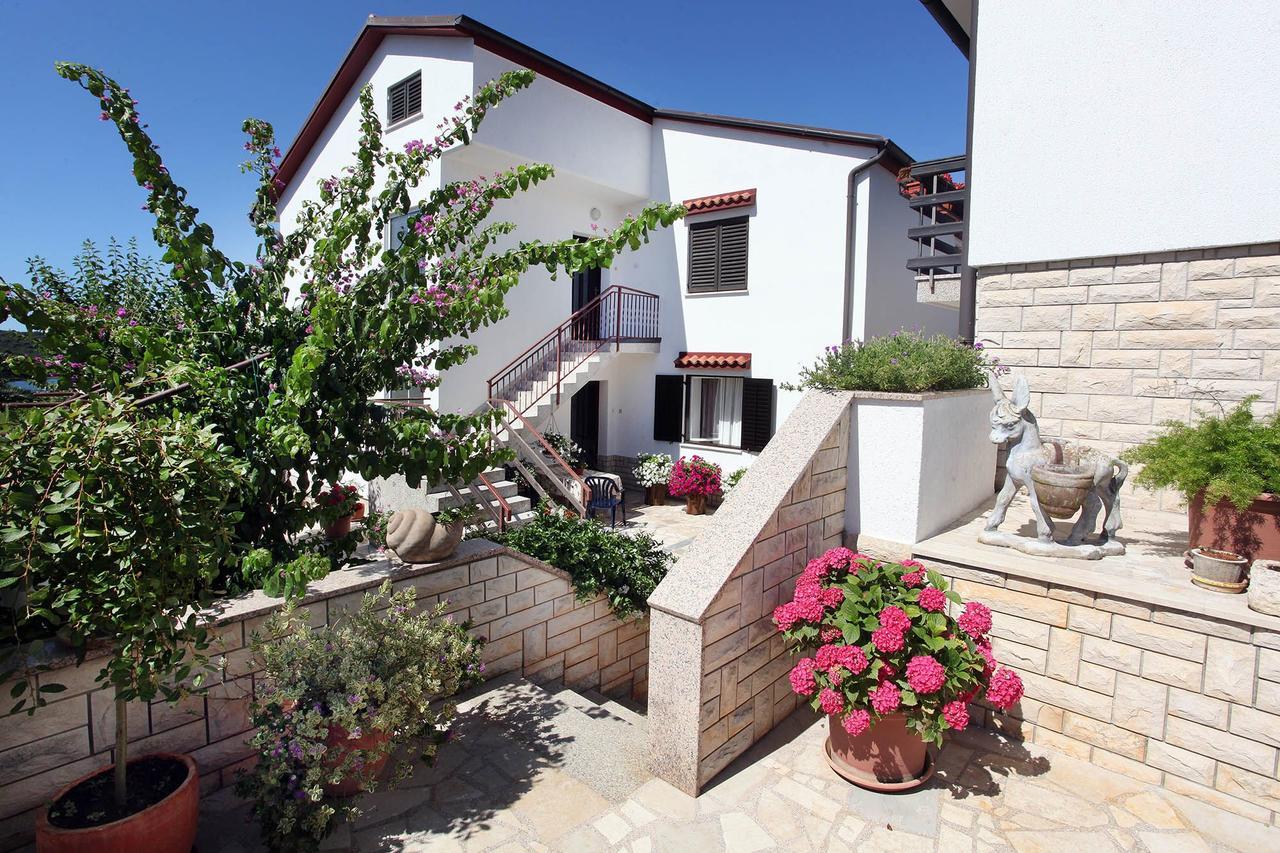 Apartments Patricia Banjole Εξωτερικό φωτογραφία